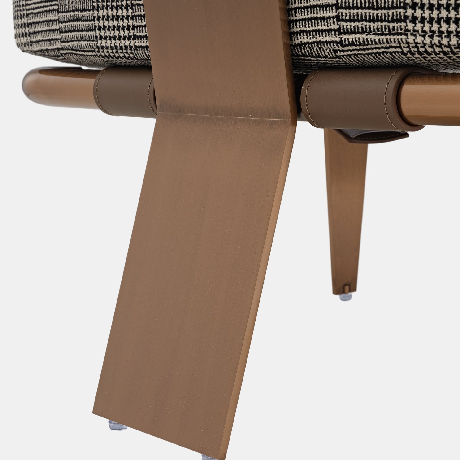 Hounds tooth Accent Gray Lounge Chair