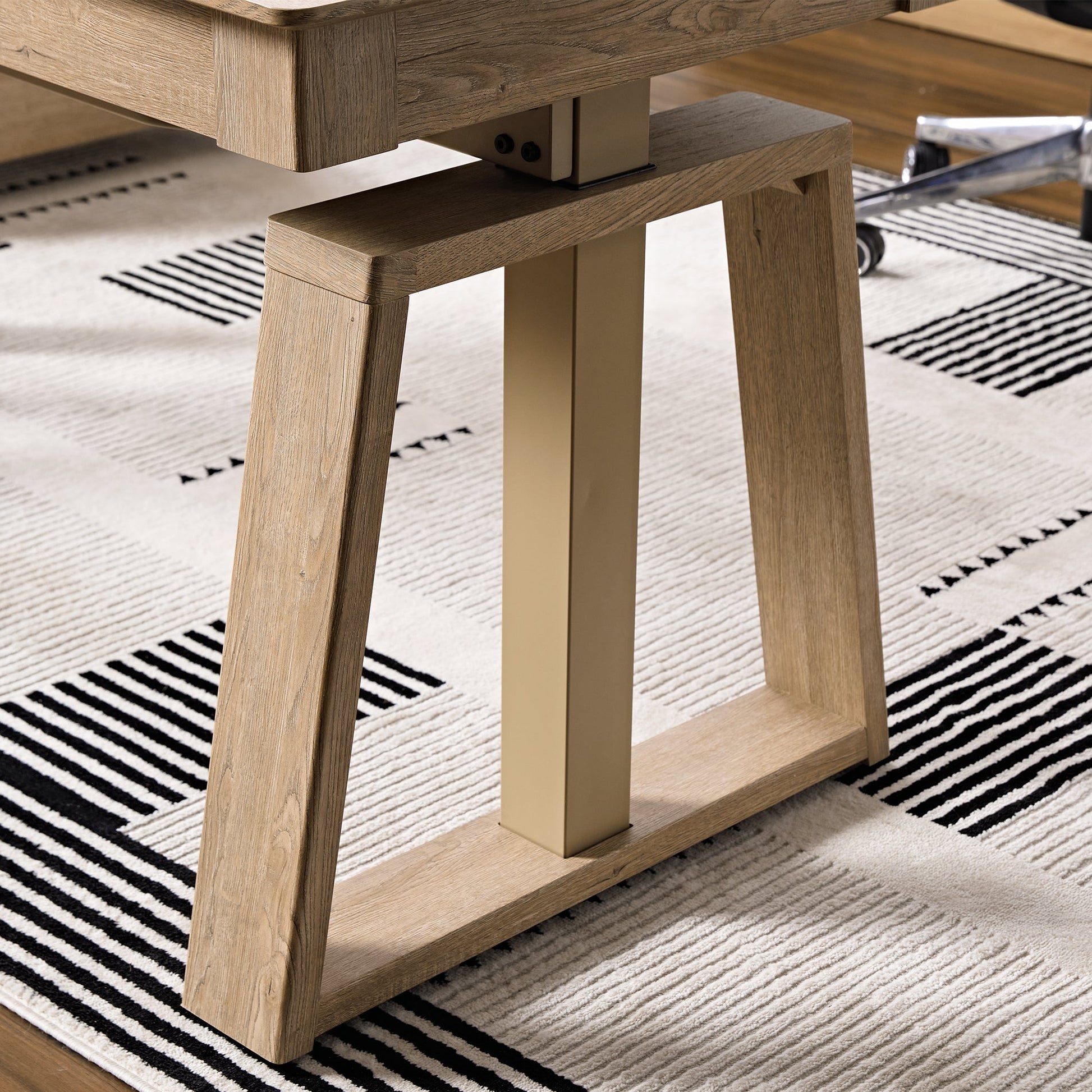 Ark EL, 60x26 Executive Standing Desk