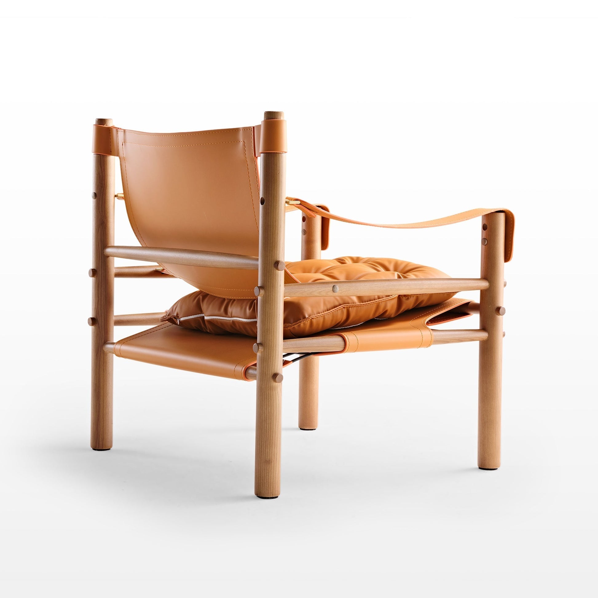 Saddle Leather Comfort Lounge Chair